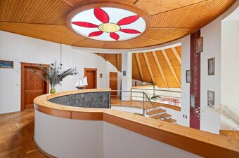 Assenzio Property exkluzívne ponúka na predaj luxusnú vilu v