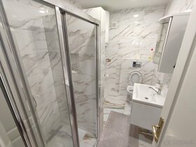 Prenájom podkrovný, luxusný byt v centre Michaloviec. Krásny