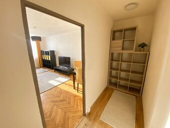 Realitná kancelária NL-reality ponúka na prenájom 2 izbový b
