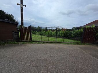 Ponúkame Vám predaj krásny, slnečný stavebný pozemok 961 m2,