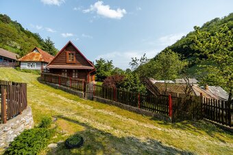 Typ: Zrub- Rodinný dom / Chalupu Ulica: Hačava Obec: Hačava
