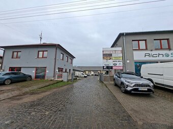 LCF Real Vám ponúka na prenájom zariadené kancelárske priest