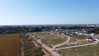Ponúkame Vám na predaj stavebné pozemky v meste Levice. Proj
