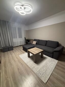 Prenájom zariadeného 2-izbového bytu s možnosťou parkovania 
