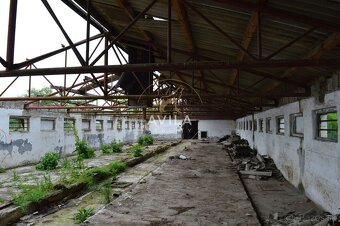 Sme AVILA. Už roky spájame ľudí s ich novým domovom. Kontakt