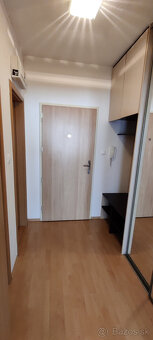 Popis • 2izbový byt v novostavbe • úžitk. plocha 61 m2 • bal