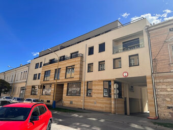 Ponúkam na prenájom pekný a moderný 1 izb byt v novostavbe K