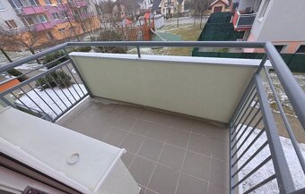 Na predaj novostavba 2 - izb.byt ,63 m2 + veľká loggia, Dubn