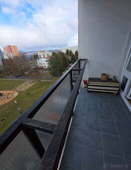 Na predaj veľký 4 - izbový byt, 85 m2 + loggia po kompletnej