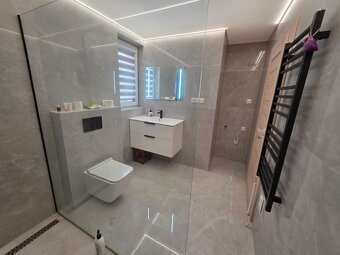 Na predaj moderná novostavba- bezberiérový rodinný dom v rad