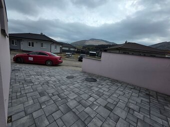 Na predaj moderná novostavba- bezberiérový rodinný dom v rad