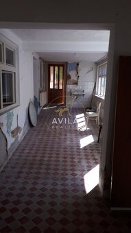 Sme AVILA. Už roky spájame ľudí s ich novým domovom. Zavolaj