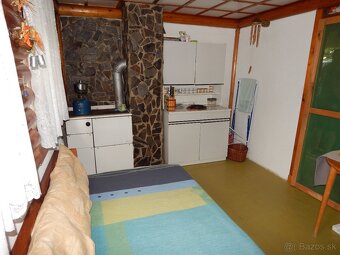 Ponúkam Vám na predaj záhradnú chatu, ktorá sa nachádza vo v