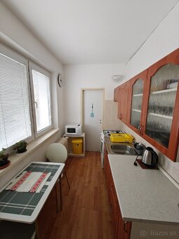 🏡Ponúkam na prenájom kompletne zariadený 2-izbový byt v mest