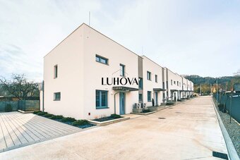 LUHOVA reality Vám vo výhradne ponúka na predaj 3 izbový byt