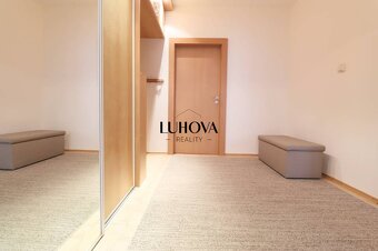 LUHOVA reality Vám výhradne ponúka na prenájom slnečný 3-izb