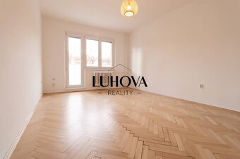 LUHOVA reality Vám výhradne ponúka na prenájom praktický 2-i