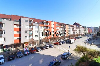 LUHOVA reality Vám výhradne ponúka na prenájom slnečný 3-izb