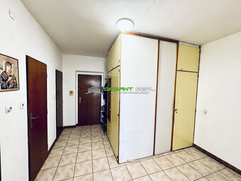 Ponúkame na predaj tehlový, 3-izbový byt 90 m2, s dvoma logg