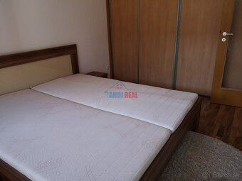 AHOJ REAL realitná kancelária v EXKLUZÍVNOM zastúpení ponúka