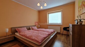 Na predaj: Priestranný 3-izbový apartmán v Novej Lesnej – id