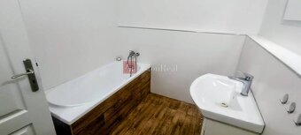 AstonReal ponúka na predaj exkluzívne dvojdom - dva domy, dv