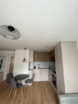 3-izbový byt na prenájom – centrum Nitry, Mostná (oproti Pro