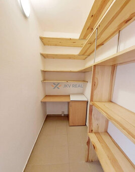 Ponúkame na predaj 3-izbový byt o výmere 65m² nachádzajúci s