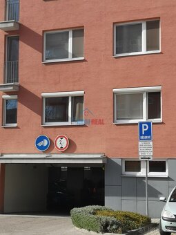 AHOJ REAL realitná kancelária v EXKLUZÍVNOM zastúpení ponúka