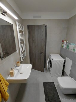Prenájom veľmi pekného 2 iz.bytu na Trnavskej ceste.Novostav