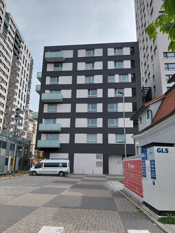Prenájom veľmi pekného 2 iz.bytu na Trnavskej ceste.Novostav