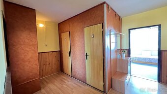 Na predaj 3-izbový byt v lokalite Sídlisko II, ulica Palárik