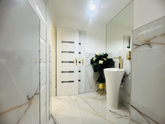 Ponúkame výnimočný obchodný priestor s výmerou 80 m², nachád