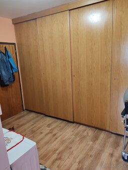 Predám 2 izbový byt v Rožňave, v centre mesta, 56m2, na 4 po