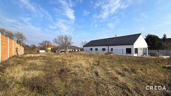 CREDA REAL ESTATE Vám exkluzívne ponúka na predaj stavebný p