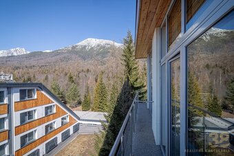 Ponúkame na predaj lukratívny a priestranný apartmán s teras
