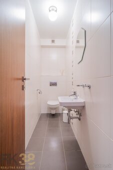 Ponúkame na predaj apartmán vo vyhľadávanej lokalite pod Tat