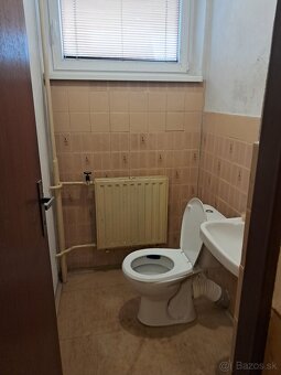 Ponúkame na predaj veľký rodinný dom Novej Dubnici ul. Ludví