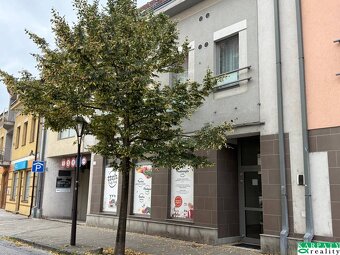 Exkluzívne ponúkame na predaj veľký 1 izbový byt v centre me