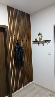 Ponúkam na prenájom moderný 2+kk byt s parkovacím miestom, k