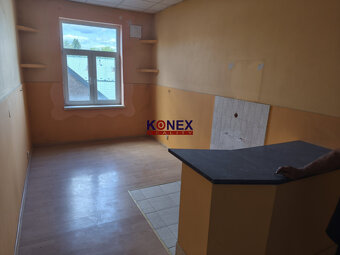 ID:2528
Ponúkame na predaj multifunkčnú budovu v centre Sobr