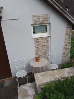 Na predaj: Trojpodlažný rodinný dom s apartmánom – Neuberg a