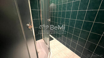 038-112-BEBR
Na predaj zrekonštruovaný, priestranný, slnečný