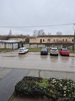 Na predaj ponúkame príjemný a svetlý 3 izbový tehlový byt po