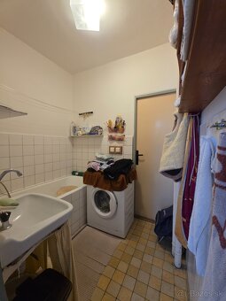 Na predaj 3 izbový byt s loggiou a balkónom, výborná lokalit