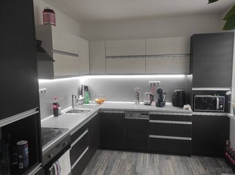 Predáme priestranný 2i byt 64m2 s balkónom... byt sa nachádz