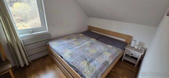 Útulný 2-podlažný domček s krbom, altánkom a 2 kúpeľňami, ok