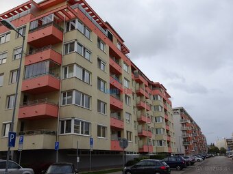 AHOJ REAL realitná kancelária v EXKLUZÍVNOM zastúpení ponúka
