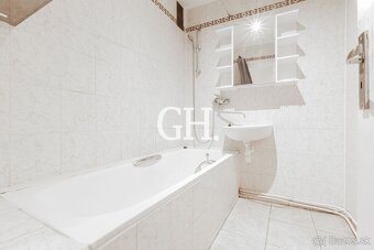 GH Real ponúka na predaj čiastočne zrekonštruovaný tehlový 3