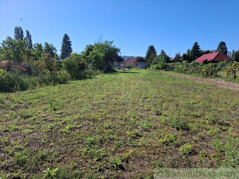 Predstavte si miesto, kde sa pokoj vidieka spája s panoramat